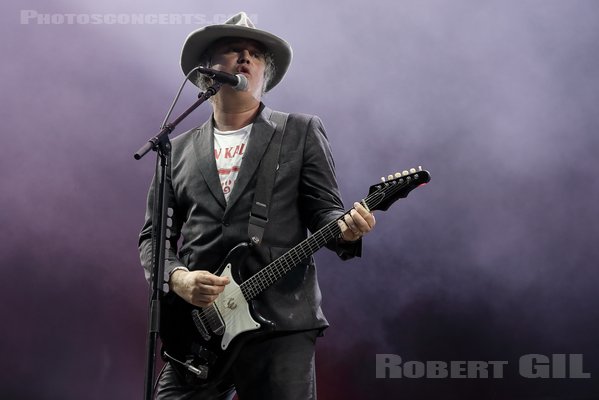THE LIBERTINES - 2024-08-17 - CHARLEVILLE-MEZIERES - Square Bayard - Zanzibar - Peter Doherty